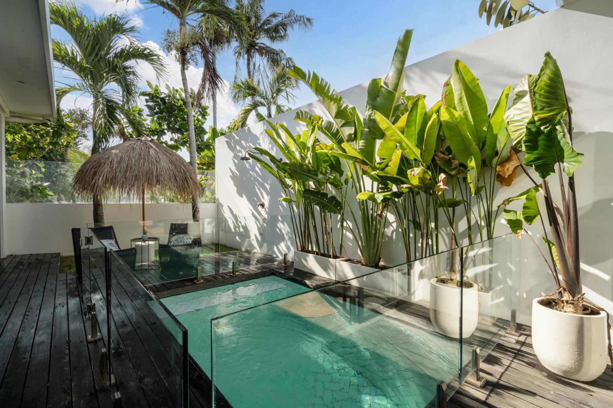Reif 2 Canggu, Luxury Poolvilla, 2 Bedrooms, 100m2, Near Beach, & Quiet Location Villa *